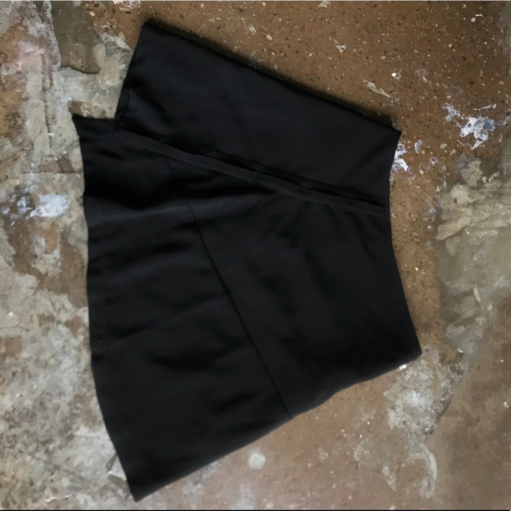🦋 Opening Ceremony A symmetrical Mini Skirt